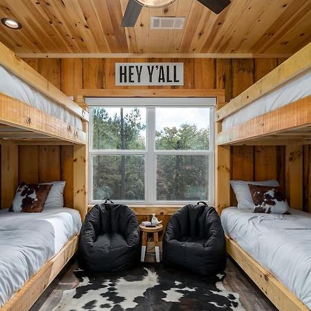 The Llaguna Lodge - New Cabin, Sleeps 10, Fire Pit, Hot Tub, In Blue Ridge , Ga Exterior foto