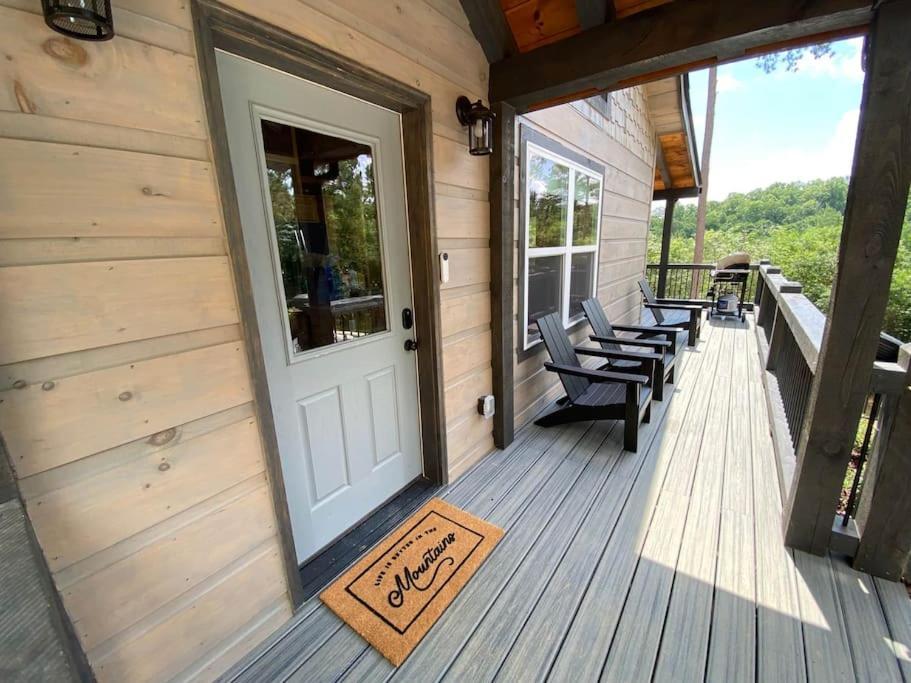 The Llaguna Lodge - New Cabin, Sleeps 10, Fire Pit, Hot Tub, In Blue Ridge , Ga Exterior foto